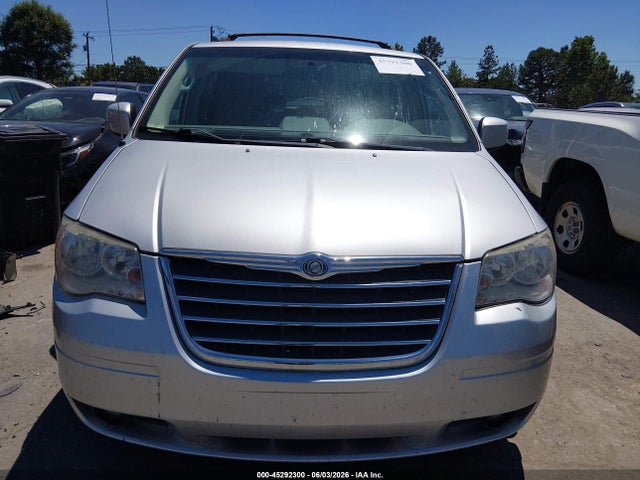 45292300 :رقم المزاد ، 2A4RR5D12AR413617 vin ، 2010 Chrysler Town & Country Touring مزاد بيع