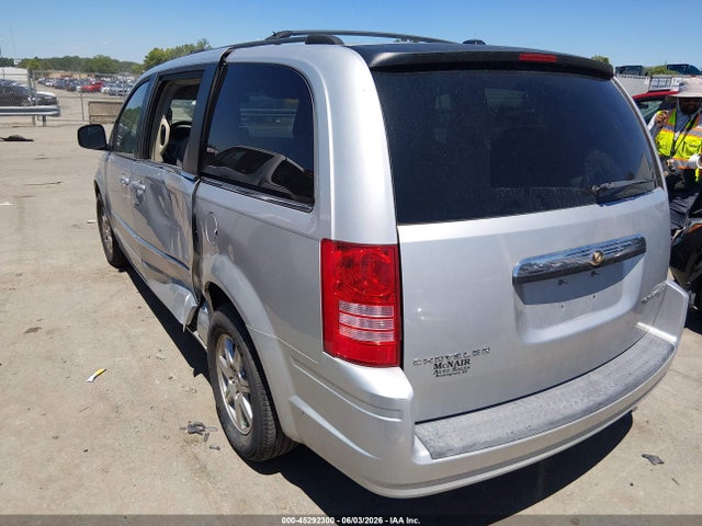 45292300 :رقم المزاد ، 2A4RR5D12AR413617 vin ، 2010 Chrysler Town & Country Touring مزاد بيع