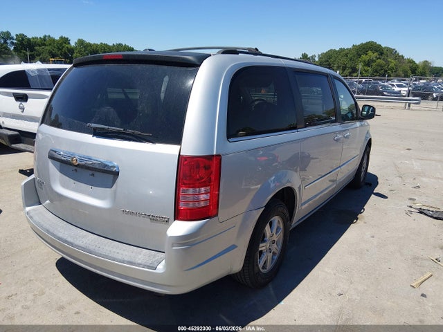 45292300 :رقم المزاد ، 2A4RR5D12AR413617 vin ، 2010 Chrysler Town & Country Touring مزاد بيع