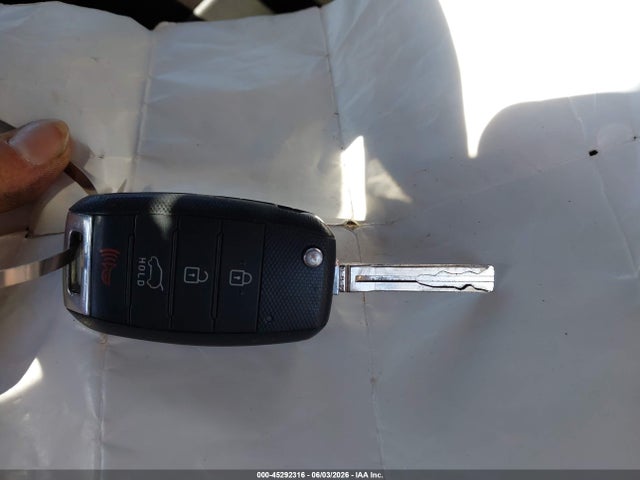 2015 Kia Sorento Lx მანქანა იყიდება აუქციონზე, vin: 5XYKT4A61FG595518, აუქციონის ნომერი: 45292316