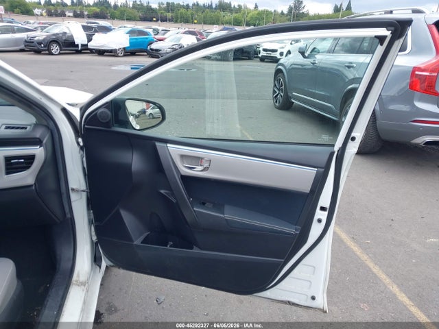 2T1BURHE5FC409207 Toyota COROLLA LE