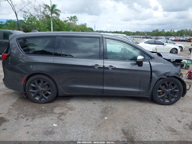 45292329 :رقم المزاد ، 2C4RC1FG8KR633332 vin ، 2019 Chrysler Pacifica Touring Plus مزاد بيع