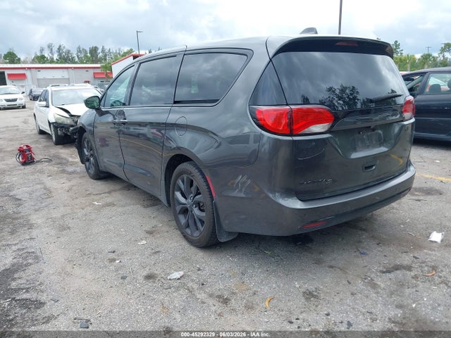 45292329 :رقم المزاد ، 2C4RC1FG8KR633332 vin ، 2019 Chrysler Pacifica Touring Plus مزاد بيع