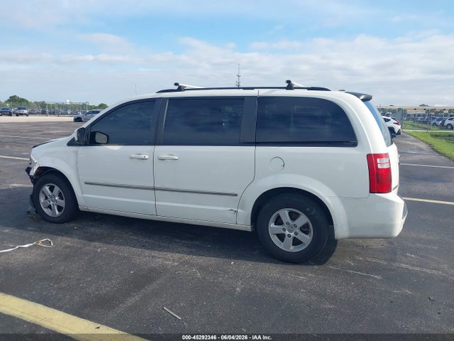 Продажа на аукционе авто 2010 Dodge Grand Caravan Sxt, vin: 2D4RN5D19AR462267, номер лота: 45292346
