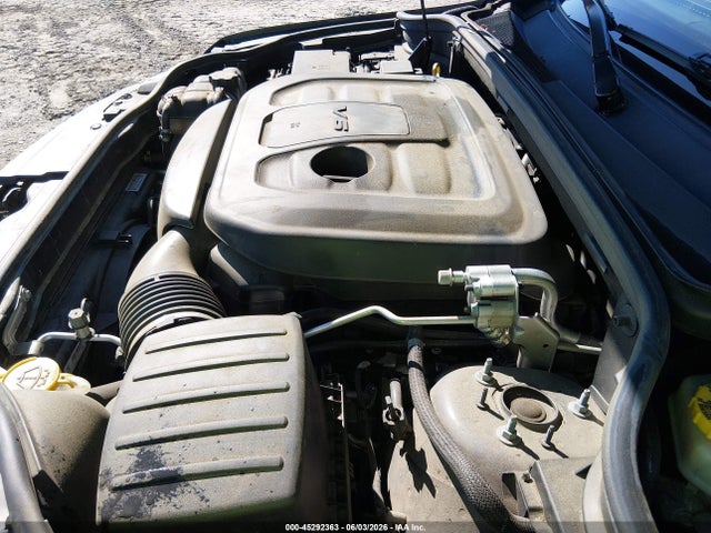 1C4RJFAG3KC837037 Jeep Grand Cherokee Laredo E 4x4