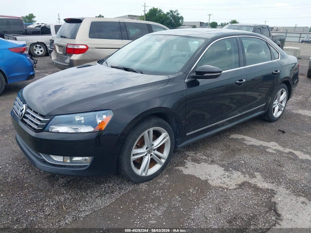 2012 Volkswagen Passat 3.6l V6 Sel Premium მანქანა იყიდება აუქციონზე, vin: 1VWCM7A33CC066576, აუქციონის ნომერი: 45292364