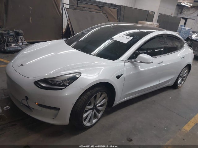 Продаж на аукціоні авто 2019 Tesla Model 3 Long Range/performance, vin: 5YJ3E1EB5KF469443, номер лоту: 45292365