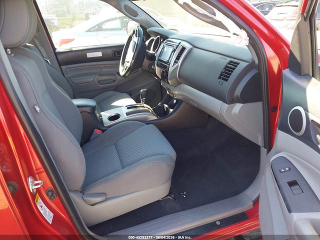 Toyota Tacoma Base V6 2015 3TMLU4EN7FM165577 Image 5