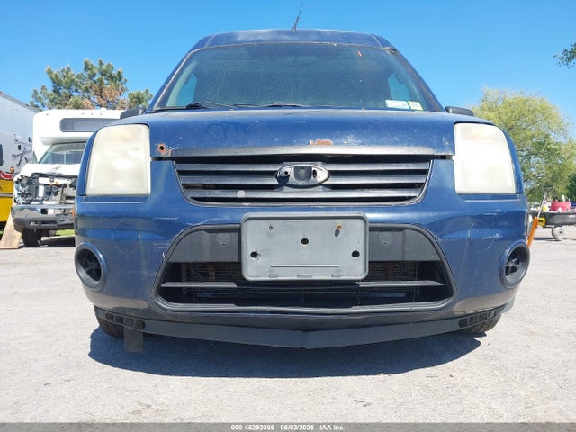 2010 Ford Transit Connect Xlt მანქანა იყიდება აუქციონზე, vin: NM0LS6BN5AT021104, აუქციონის ნომერი: 45292386
