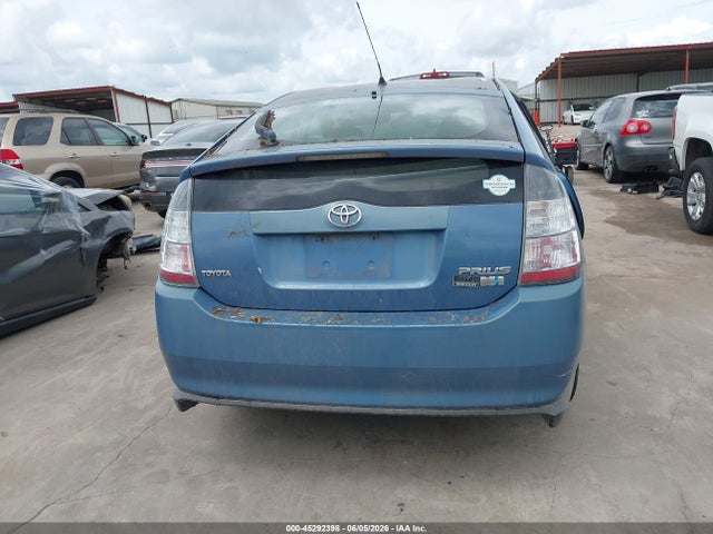Продажа на аукционе авто 2004 Toyota Prius, vin: JTDKB22U840023658, номер лота: 45292398