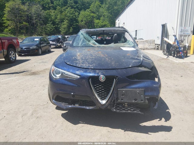 Продаж на аукціоні авто 2018 Alfa Romeo Stelvio Sport Awd, vin: ZASFAKPN2J7B80991, номер лоту: 45292414