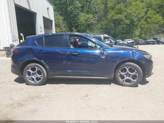 Продаж на аукціоні авто 2018 Alfa Romeo Stelvio Sport Awd, vin: ZASFAKPN2J7B80991, номер лоту: 45292414