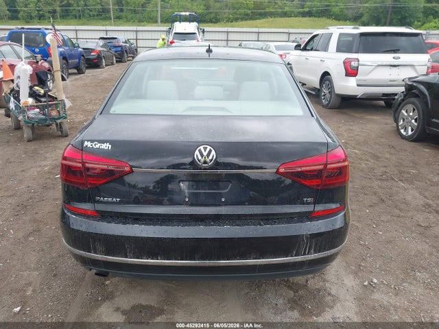 2017 Volkswagen Passat 1.8t S მანქანა იყიდება აუქციონზე, vin: 1VWAT7A36HC049322, აუქციონის ნომერი: 45292415