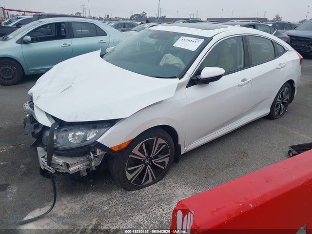 Honda Civic Ex-t 2018 JHMFC1F44JX025766 Image 2