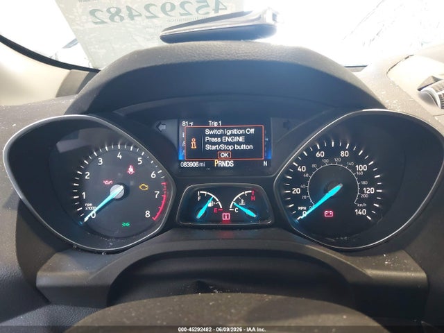 45292482 :رقم المزاد ، 1FMCU9J93HUB58223 vin ، 2017 Ford Escape Titanium مزاد بيع