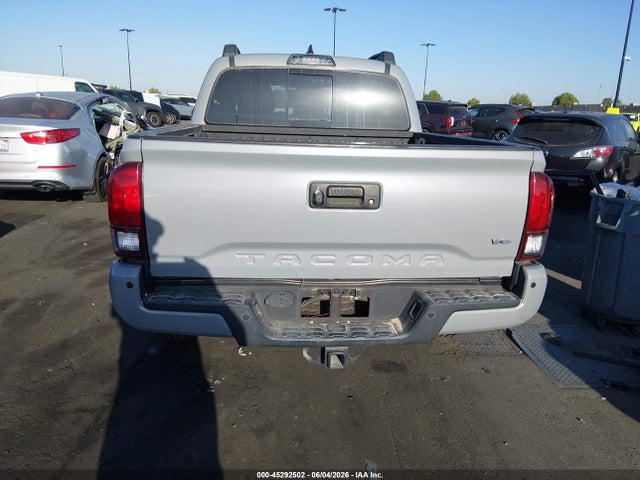 3TMCZ5AN5JM152204 Toyota Tacoma Trd Off Road