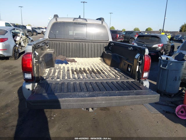 3TMCZ5AN5JM152204 Toyota Tacoma Trd Off Road