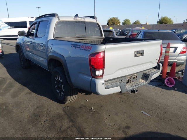 3TMCZ5AN5JM152204 Toyota Tacoma Trd Off Road