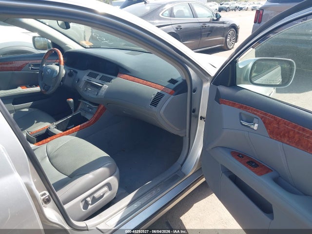 45292527 :رقم المزاد ، 4T1BK36B05U004333 vin ، 2005 Toyota Avalon Limited مزاد بيع