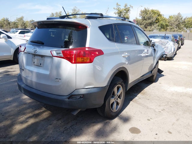Toyota Rav4 Xle 2015 JTMRFREV0FD132384 Image 4