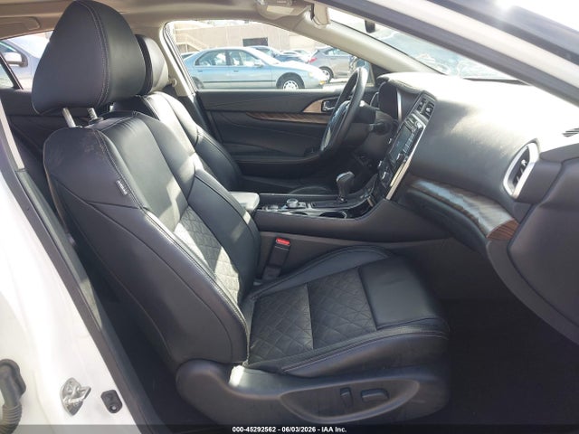 45292562 :رقم المزاد ، 1N4AA6AP6JC403910 vin ، 2018 Nissan Maxima 3.5 Platinum مزاد بيع