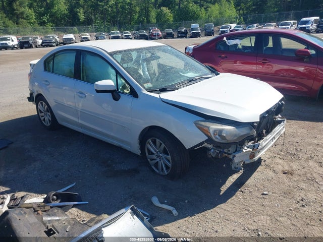 2015 JF1GJAC61FH017245 main image
