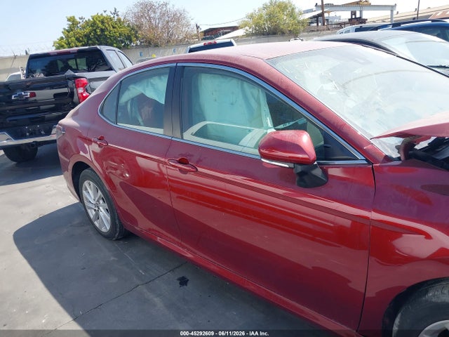 Aukcja sprzedaży 2022 Toyota Camry Le, vin: 4T1R11AK1NU071021, numer aukcji: 45292609