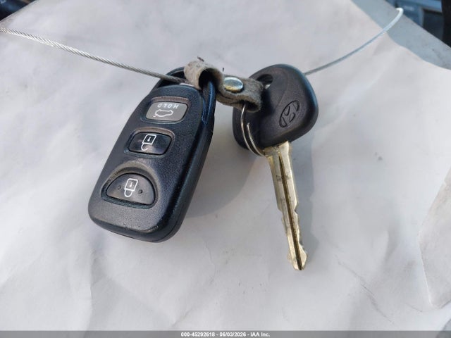 5NPDH4AE8GH750531 Hyundai ELANTRA SE