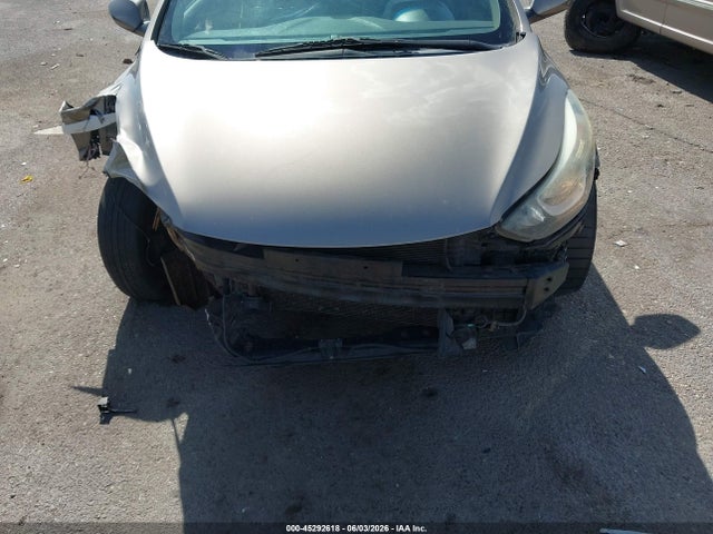 5NPDH4AE8GH750531 Hyundai ELANTRA SE