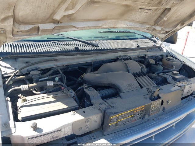 45292636 :رقم المزاد ، 1FTRE14231HB17360 vin ، 2001 Ford E-150 Commercial/recreational مزاد بيع