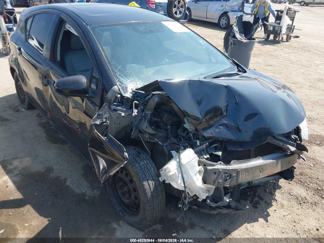 Toyota Prius C Four 2015 JTDKDTB33F1113613 Image 19