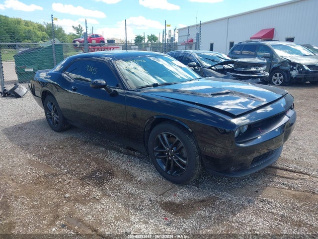 Продаж на аукціоні авто 2019 Dodge Challenger Sxt Awd, vin: 2C3CDZGG6KH735724, номер лоту: 45292645