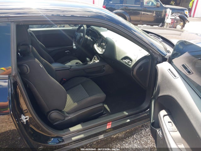 Продаж на аукціоні авто 2019 Dodge Challenger Sxt Awd, vin: 2C3CDZGG6KH735724, номер лоту: 45292645