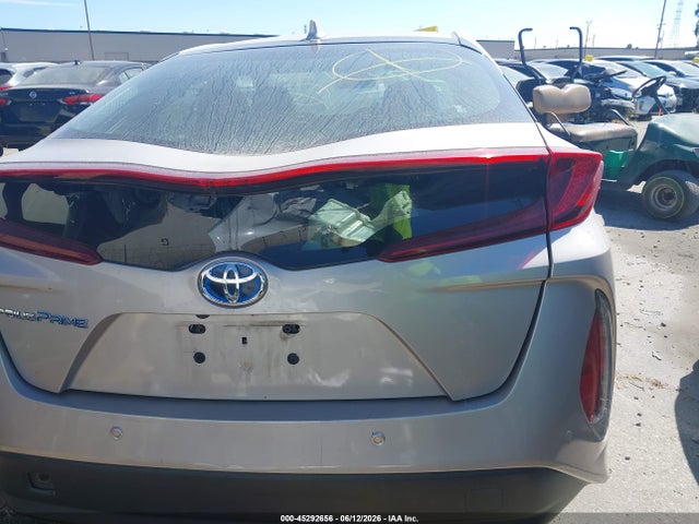 Toyota Prius Prime Advanced 2017 JTDKARFP3H3016962 Image 17