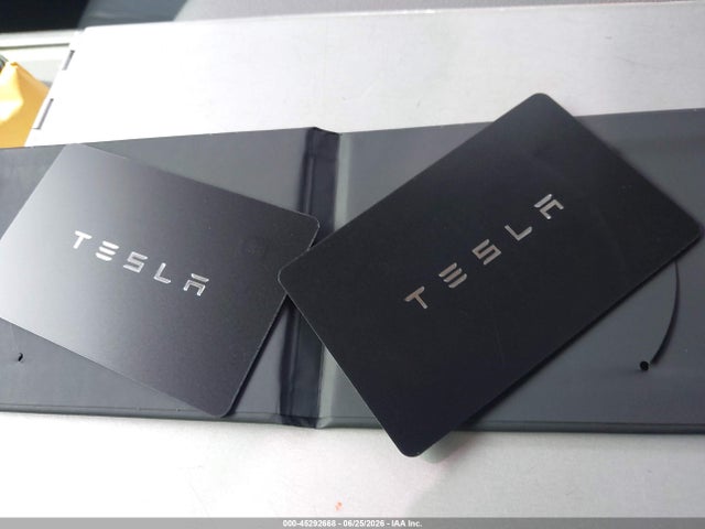 2018 Tesla Model 3 Long Range/performance მანქანა იყიდება აუქციონზე, vin: 5YJ3E1EB8JF114880, აუქციონის ნომერი: 45292668