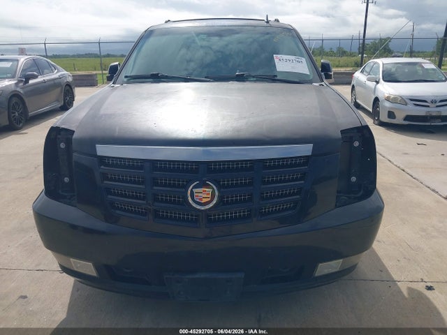 Продаж на аукціоні авто 2008 Cadillac Escalade Esv Standard, vin: 1GYFC66818R204115, номер лоту: 45292705