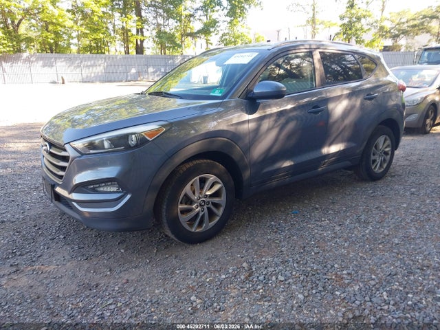 45292711 :رقم المزاد ، KM8J33A42GU116264 vin ، 2016 Hyundai Tucson Se مزاد بيع