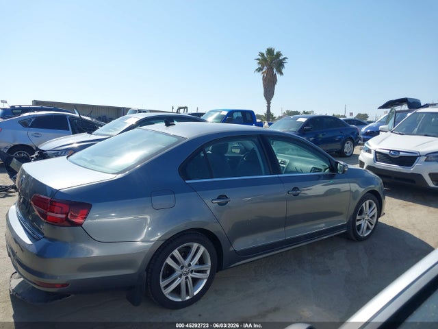 3VWL17AJ5HM392702 Volkswagen Jetta 1.8t Sel/1.8t Sel Premium