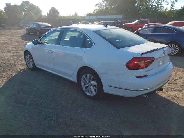 Aukcja sprzedaży 2018 Volkswagen Passat 2.0t Se, vin: 1VWBA7A30JC043547, numer aukcji: 45292727