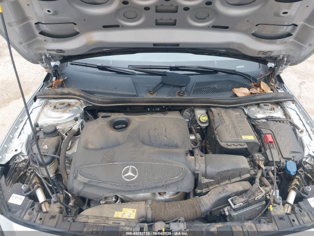 WDCTG4GB7FJ183210 Mercedes-Benz Gla 250 4matic