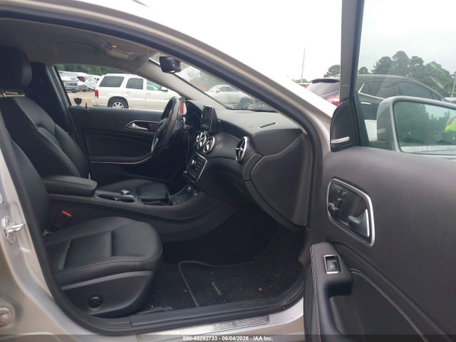 WDCTG4GB7FJ183210 Mercedes-Benz Gla 250 4matic