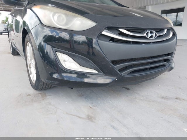 2014 Hyundai Elantra Gt მანქანა იყიდება აუქციონზე, vin: KMHD35LH9EU228260, აუქციონის ნომერი: 45292738