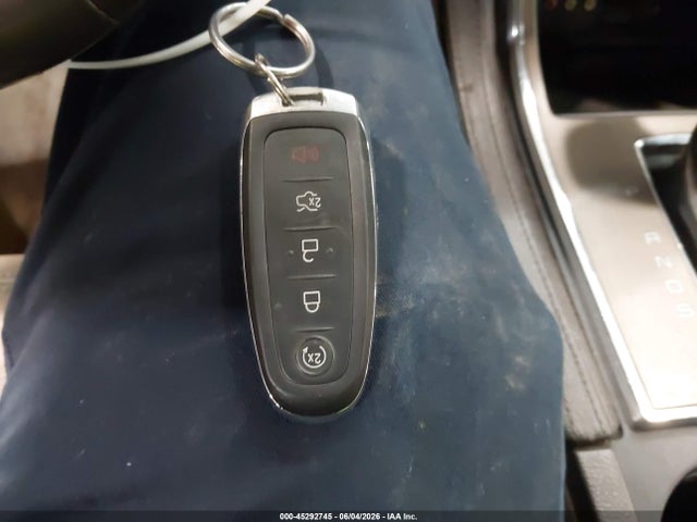 45292745 :رقم المزاد ، 2LMDJ6JK3DBL13940 vin ، 2013 Lincoln Mkx مزاد بيع