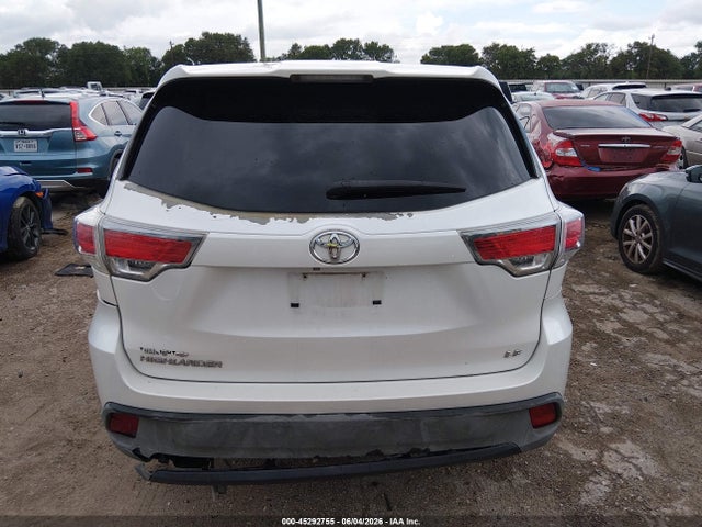 45292755 :رقم المزاد ، 5TDZARFH1FS011925 vin ، 2015 Toyota Highlander Le مزاد بيع