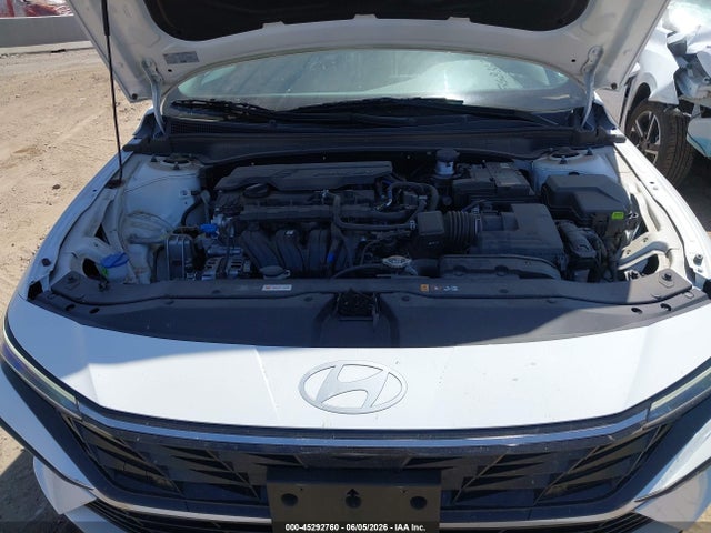 KMHLS4DG4SU981172 Hyundai Elantra Sel Convenience