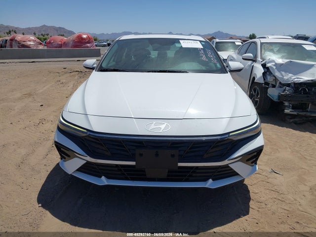 KMHLS4DG4SU981172 Hyundai Elantra Sel Convenience