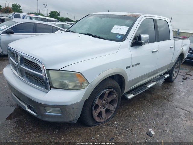 45292761 :رقم المزاد ، 1D7RB1CT0AS109468 vin ، 2010 Dodge Ram 1500 Laramie مزاد بيع