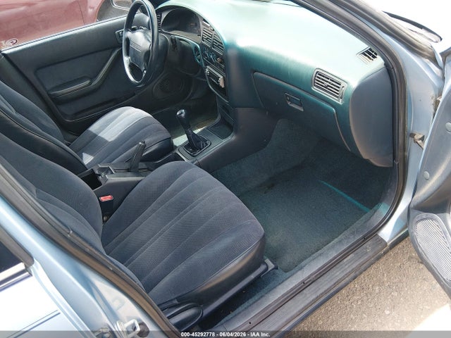 1992 Toyota Camry Dlx მანქანა იყიდება აუქციონზე, vin: 4T1SK11E3NU068906, აუქციონის ნომერი: 45292778