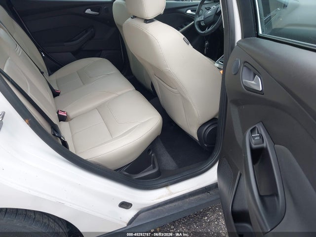 Продажа на аукционе авто 2016 Ford Focus Titanium, vin: 1FADP3N23GL307007, номер лота: 45292787