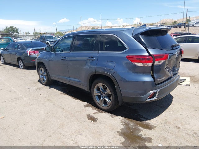 Toyota Highlander Limited Platinum 2018 5TDDZRFH3JS874673 Image 3